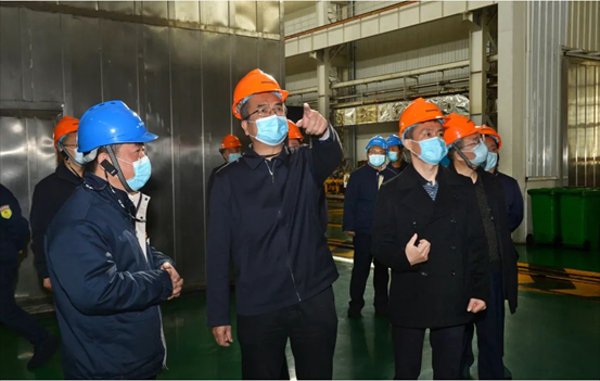 【陜鼓集團(tuán)】西安市委常委、市委統(tǒng)戰(zhàn)部部長(zhǎng)楊廣亭深入陜鼓實(shí)地調(diào)研指導(dǎo)疫情防控及復(fù)工復(fù)產(chǎn)工作